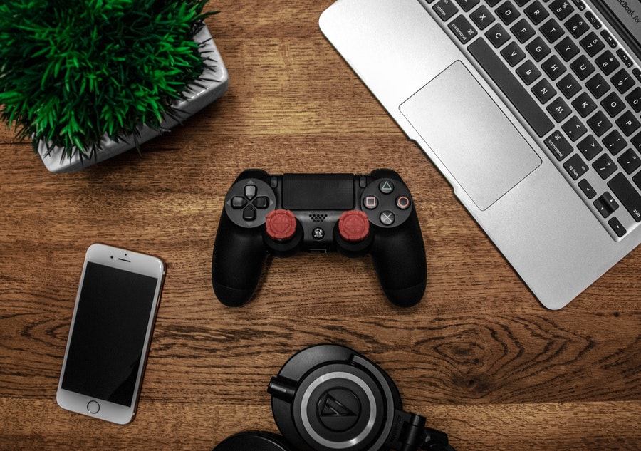 Yeni nesil PlayStation 5 JoyStickleri artiq satisdadir
